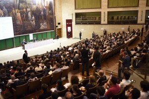 un-momento-del-convegno-dove-hanno-partecipato-600-persone