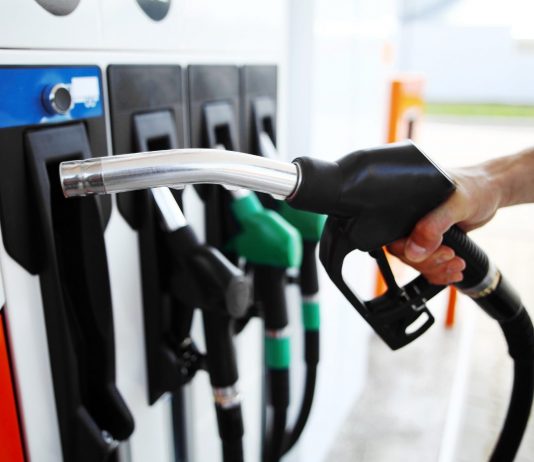 pompa di benzina
