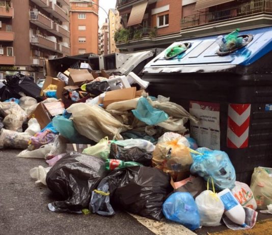rifiuti roma