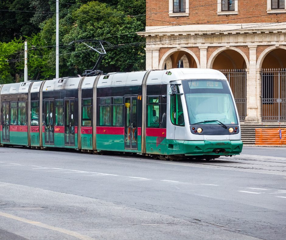 IL TRAM: COME FUNZIONA,LE LINEE, I VANTAGGI