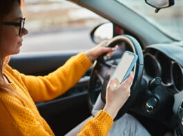 uso del cellulare alla guida